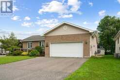 113 BLAKE'S CRESCENT | Morrisburg Ontario | Slide Image Three
