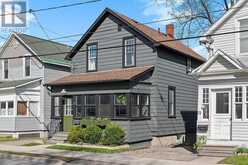 73 CRAIG STREET | Perth Ontario | Slide Image Two