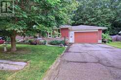 21 FAIRWAY CRESCENT | Brockville Ontario | Slide Image Three