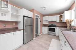 121 STAMFORD DRIVE | Perth Ontario | Slide Image Seventeen
