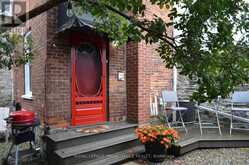 34 WATER STREET W | Brockville Ontario | Slide Image Twenty-three