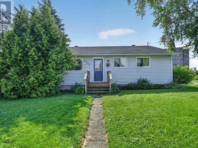 2257 DUNDAS STREET Edwardsburgh-Cardinal Ontario, K0E 1E0 - 3 Bedrooms Home For Sale