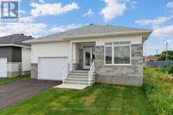1070 TURNER DRIVE | Brockville Ontario | Slide Image Two