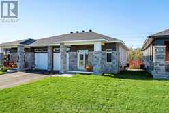1086 MOORE STREET | Brockville Ontario | Slide Image Two