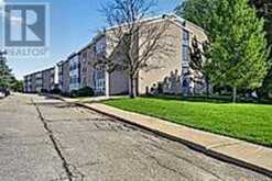201 - 820 LAURIER BOULEVARD N | Brockville Ontario | Slide Image Four