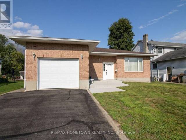 996 MASSIE DRIVE Prescott Ontario, K0E 1T0 - 3 Bedrooms Home For Sale