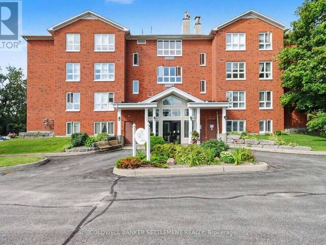 301 - 103 NORTH STREET Perth Ontario, K7H 3P3 - 2 Bedrooms Waterfront Condo For Sale