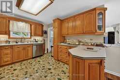 1404 HALLECKS ROAD E | Brockville Ontario | Slide Image Twelve