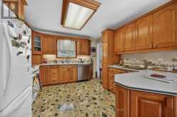 1404 HALLECKS ROAD E | Brockville Ontario | Slide Image Thirteen