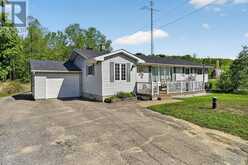 1404 HALLECKS ROAD E | Brockville Ontario | Slide Image Three