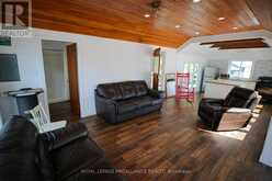 1 BLACK CAT ISLAND | Leeds and the Thousand Islands Ontario | Slide Image Four