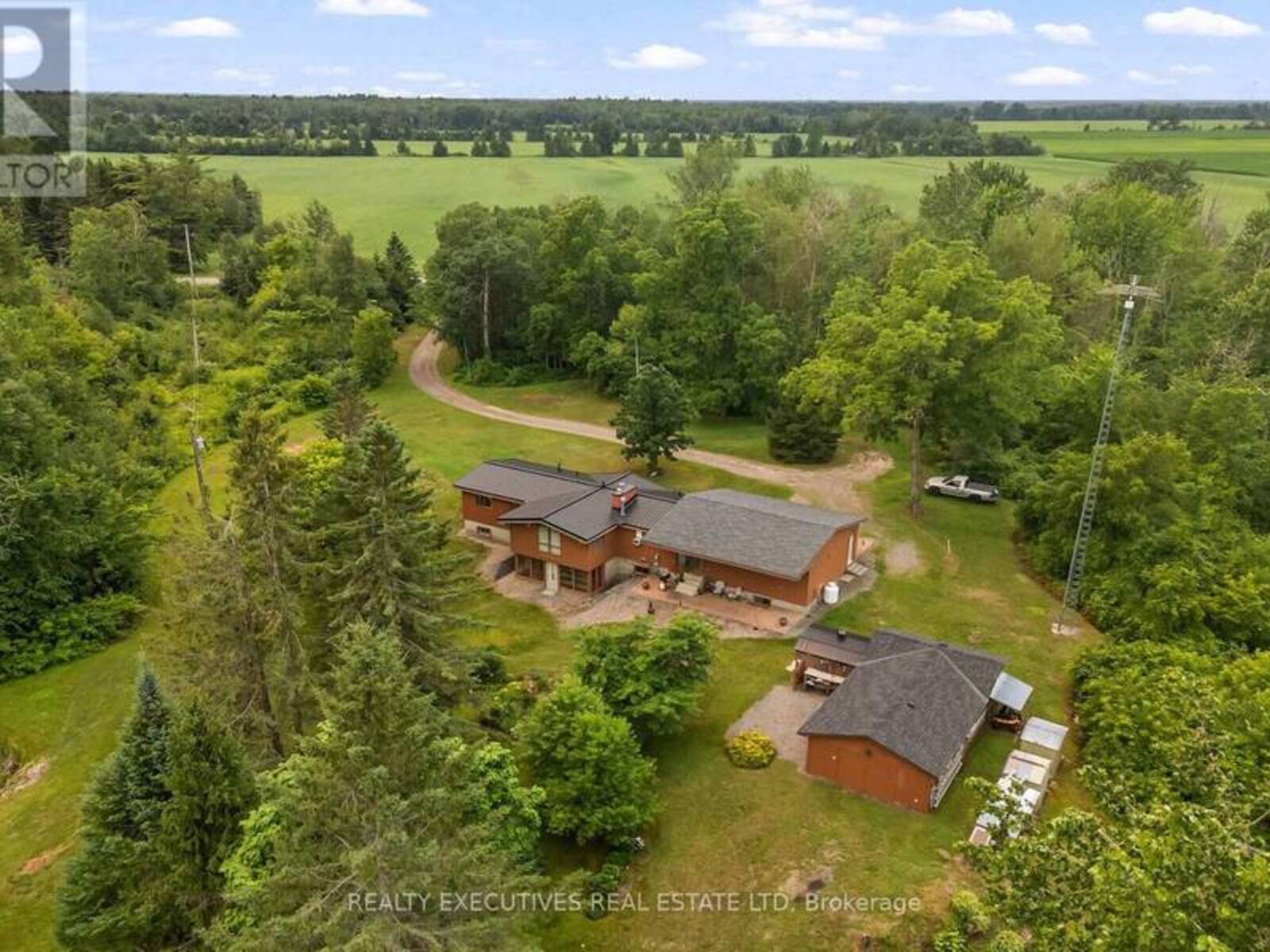785 BOUNDARY ROAD, North Dundas, Ontario K0E 1S0