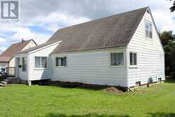 48 PINE STREET | Smiths Falls Ontario | Slide Image Two