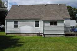 48 PINE STREET | Smiths Falls Ontario | Slide Image Four