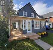 23 STRATHCONA STREET | Smiths Falls Ontario | Slide Image Three