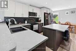 733 TANNER DRIVE | Kingston Ontario | Slide Image Eight