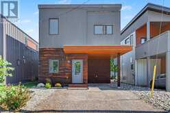 53 ARTHUR STREET | Perth Ontario | Slide Image Two