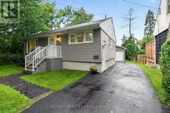 4 OTTER DRIVE | Brockville Ontario | Slide Image Three