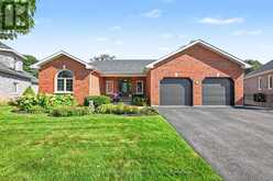 8 TAGGART CRESCENT | Perth Ontario | Slide Image Three