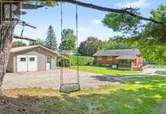 2436 RIDEAU FERRY ROAD | Perth Ontario | Slide Image Thirty-one