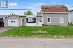 12 FIFTH STREET | Smiths Falls Ontario | Slide Image Two