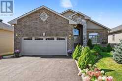 20 SENATORS GATE | Perth Ontario | Slide Image One