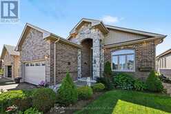 20 SENATORS GATE | Perth Ontario | Slide Image Three
