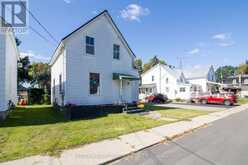 614 EAST STREET | Edwardsburgh-Cardinal Ontario | Slide Image Three