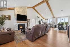 723 ROSEDALE ROAD S | Smiths Falls Ontario | Slide Image Six
