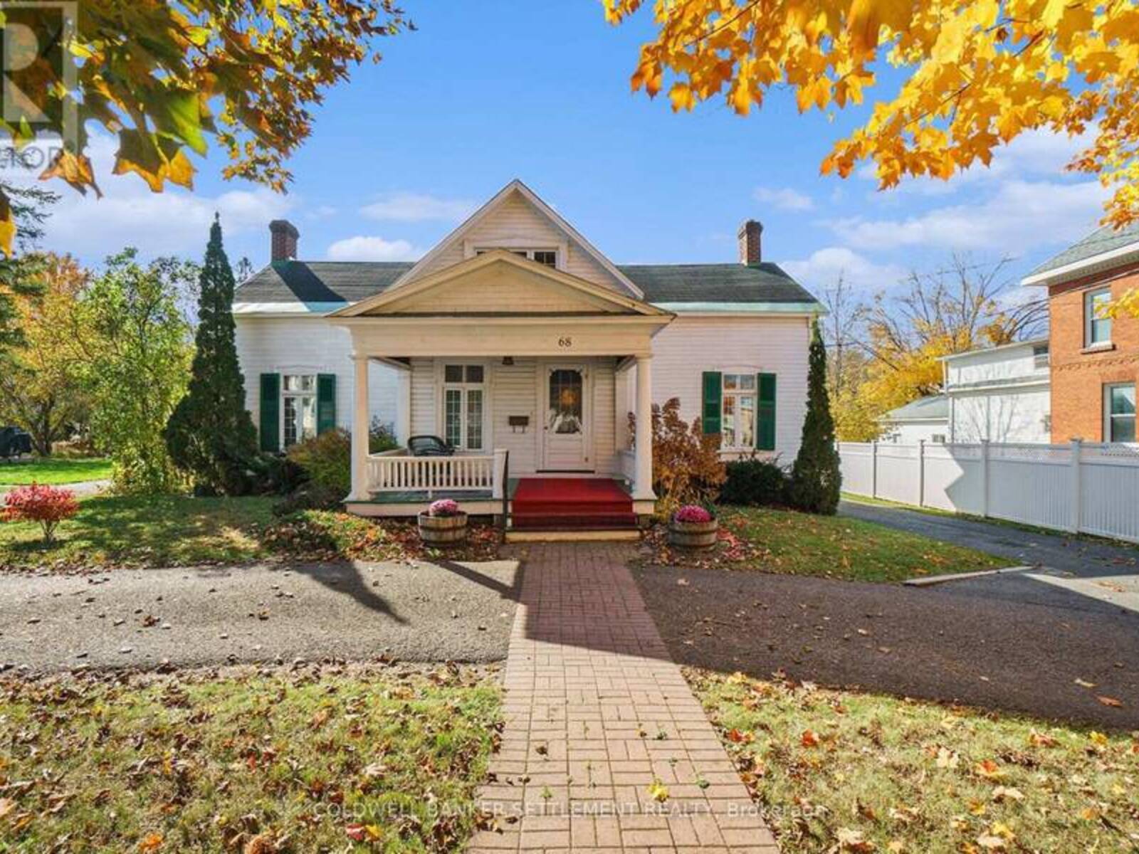 68 WILSON STREET W, Perth, Ontario K7H 2N6