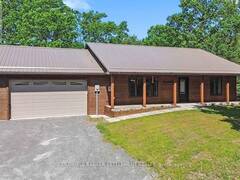 15 REDPATH LANE Rideau Lakes Ontario, K0G 1E0