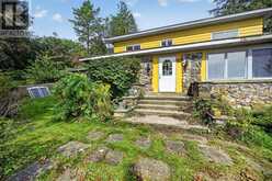 25 VANSTON ROAD | Leeds and the Thousand Islands Ontario | Slide Image Six