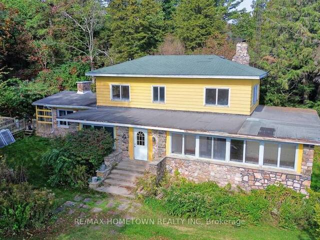 25 VANSTON ROAD Leeds and the Thousand Islands Ontario, K0E 1R0 - 3 Bedrooms Waterfront Home For sale