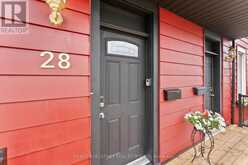 28 5TH STREET E | Cornwall Ontario | Slide Image Three