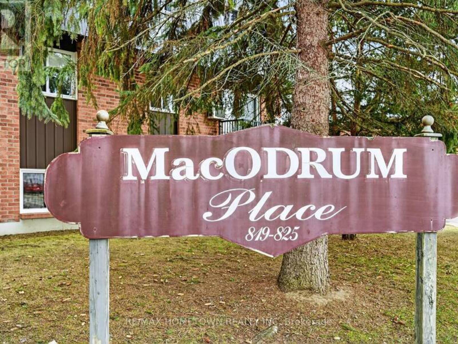 8 - 819 MACODRUM DRIVE, Brockville, Ontario K6V 6P6