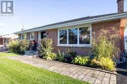 10 MANOR DRIVE | Brockville Ontario | Slide Image Six