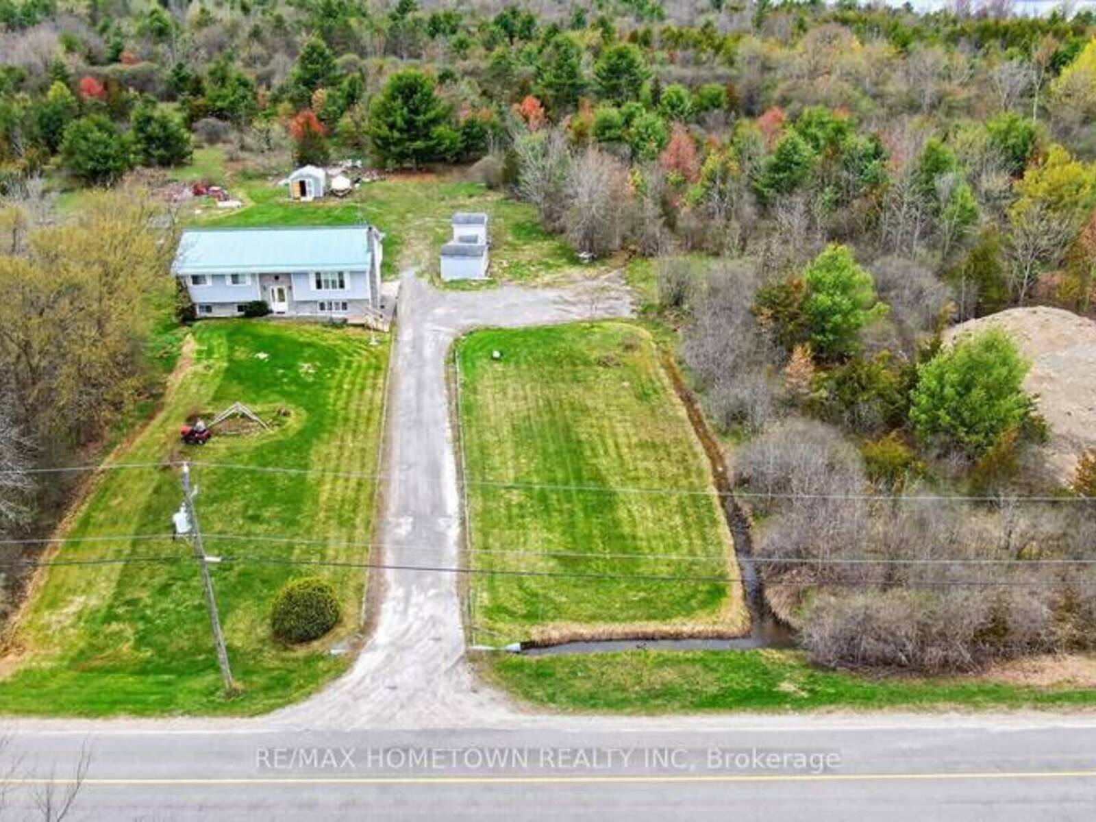 16 GRAHAM LAKE ROAD, Mallorytown, Ontario K0E 1R0
