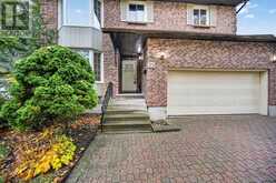23 CAMBRIDGE CRESCENT | Brockville Ontario | Slide Image Three