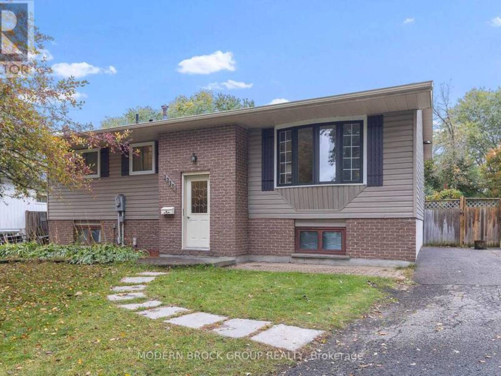 1210 PEDEN BOULEVARD, Brockville, Ontario K6V 3K3