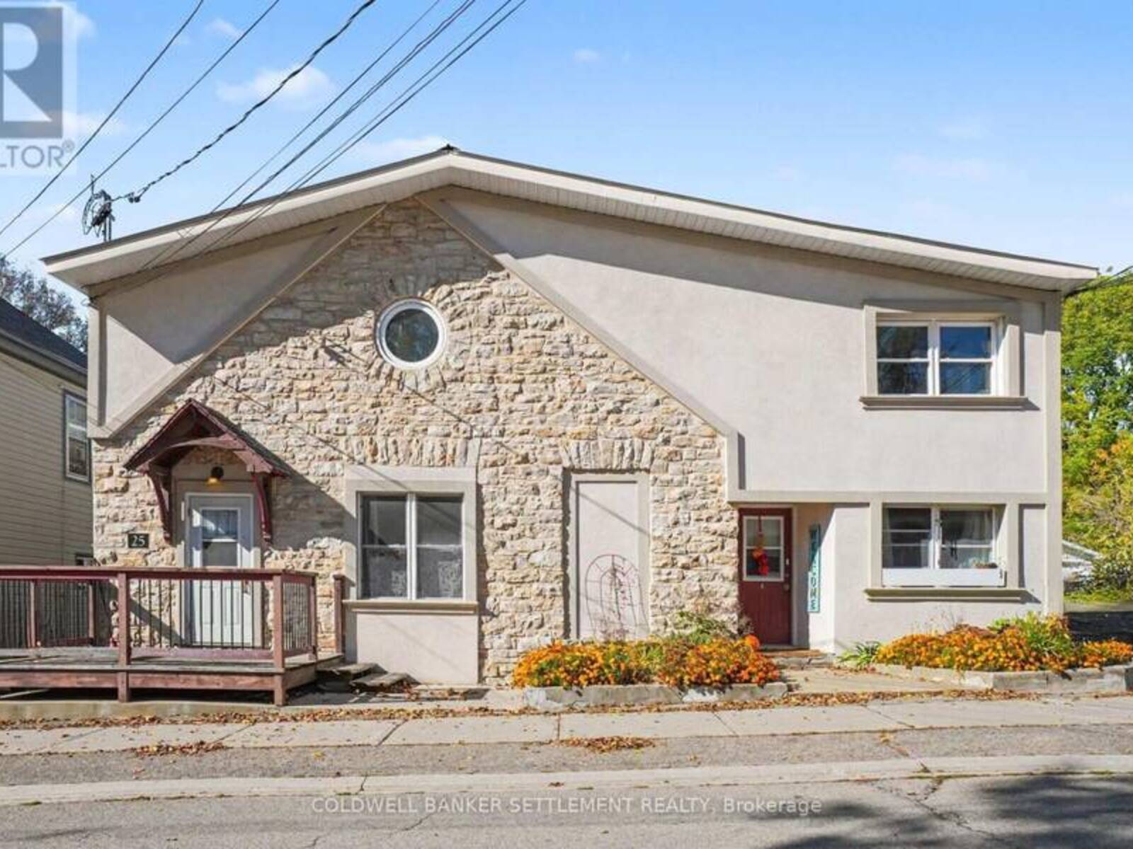 25 HARVEY STREET, Perth, Ontario K7H 1W5