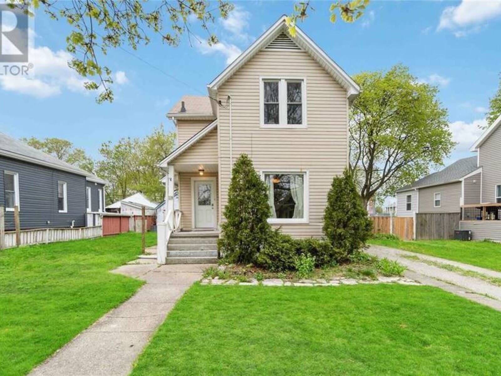 119 SAMUEL STREET, Sarnia, Ontario N7T 2X5