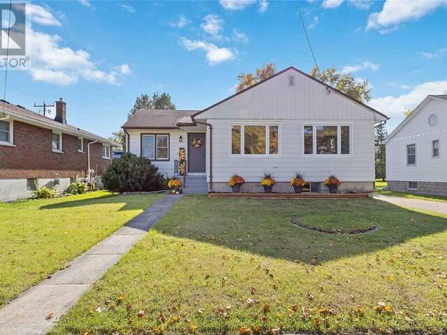 551 TALFOURD STREET Sarnia Ontario, N7T 1R8