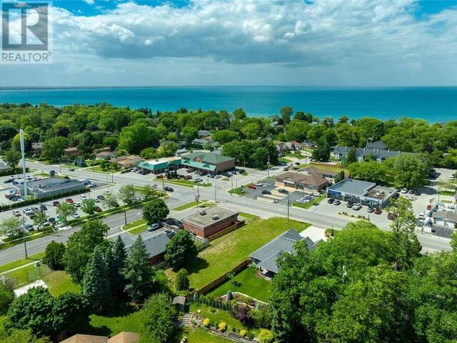 1207 LAKESHORE ROAD Sarnia Ontario, N7S 2L1 - Waterfront Home For sale