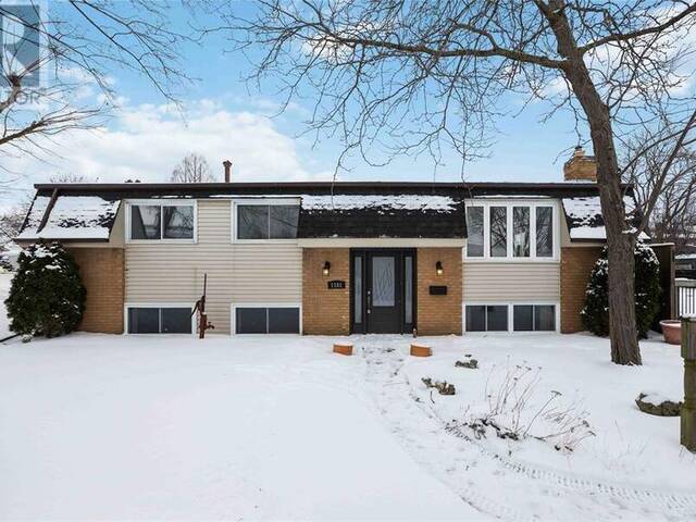 1101 CAMBRIDGE CRESCENT Sarnia Ontario, N7S 3W8 - 4 Bedrooms Home For Sale