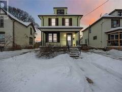 127 RICHARD STREET Sarnia Ontario, N7T 1S5