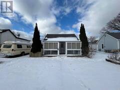 385 BROCK STREET South Sarnia Ontario, N7T 2X1