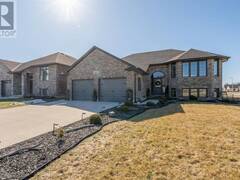 4011 ENGLEHART DRIVE Petrolia Ontario, N0N 1R0