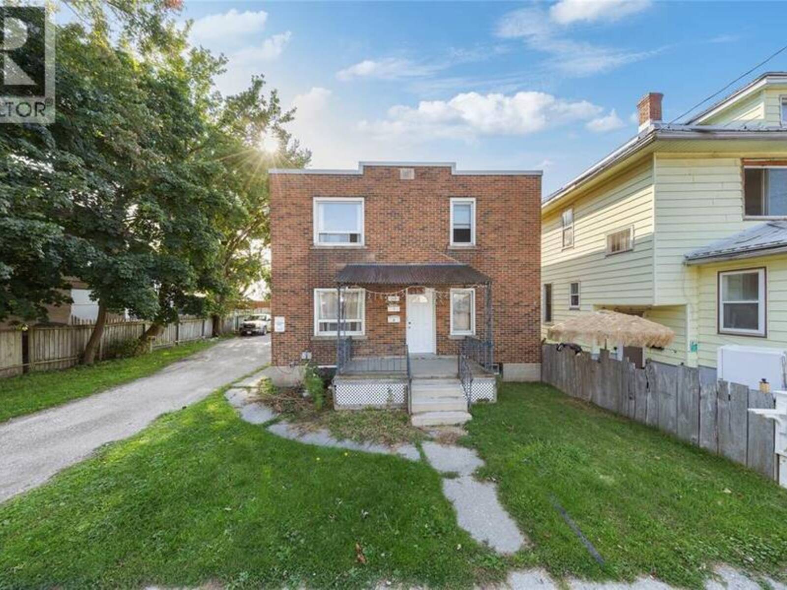 115 BROCK STREET North, Sarnia, Ontario N7T 5Y9