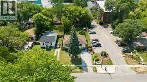 863 DEVINE STREET | Sarnia Ontario | Slide Image Ten