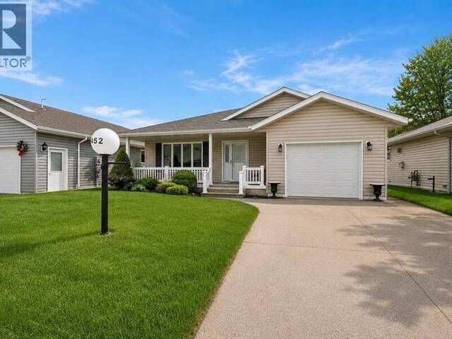 5600 BLACKWELL Sideroad Unit# 452 Sarnia Ontario, N7W 0A9 - 2 Bedrooms Home For Sale